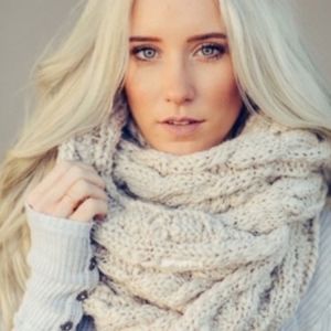 Three Bird Nest Chunky Cable Knit Scarf